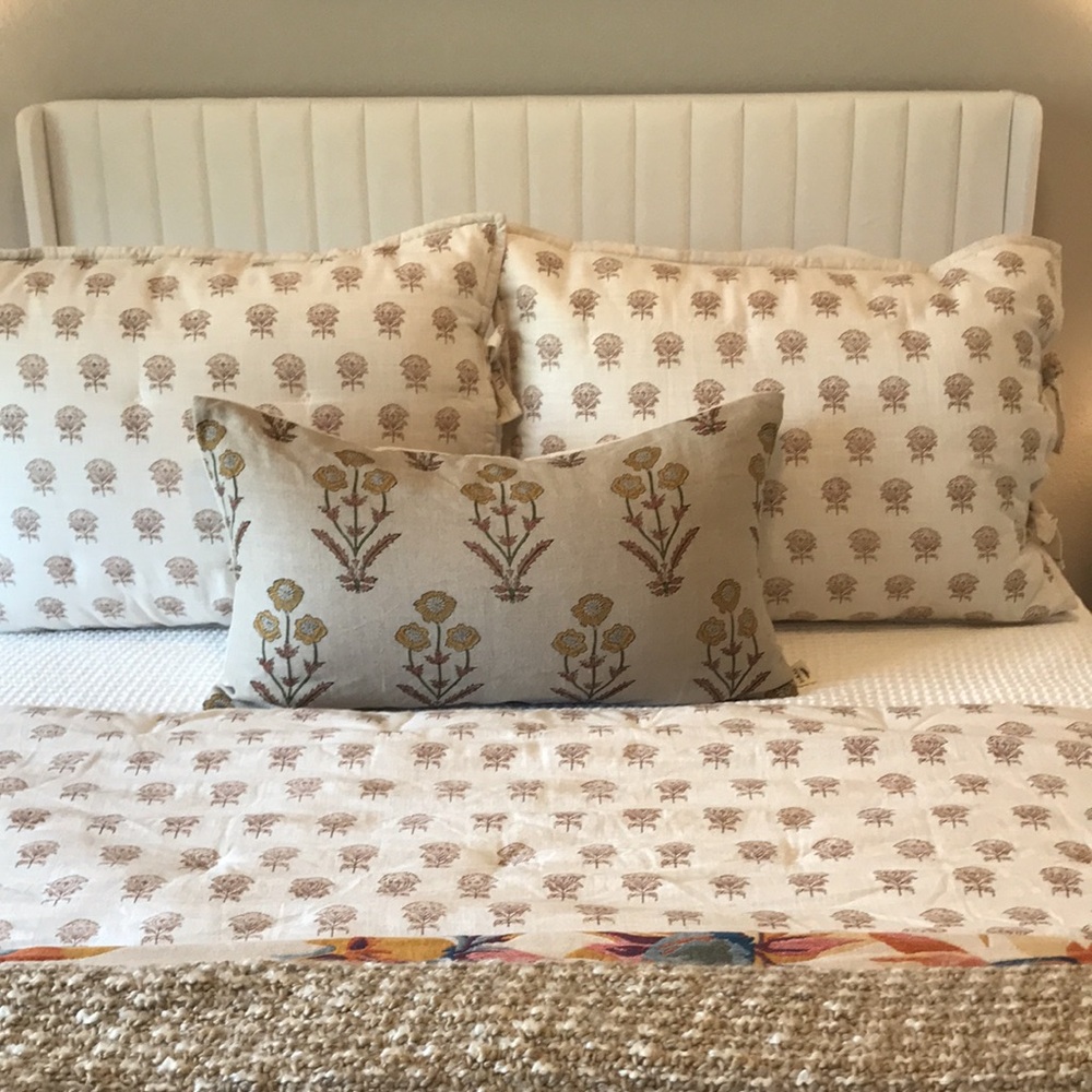 Threshold Studio McGee Cream and Brown Blanket Elegant Floral Design
